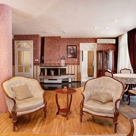 Aristocratic, Elegant, Designer Top Central Apartment Sófia Exterior foto