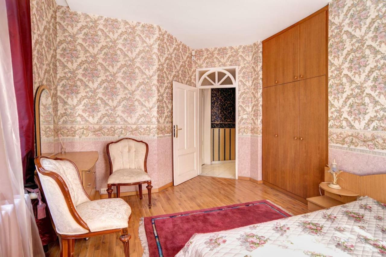 Aristocratic, Elegant, Designer Top Central Apartment Sófia Exterior foto