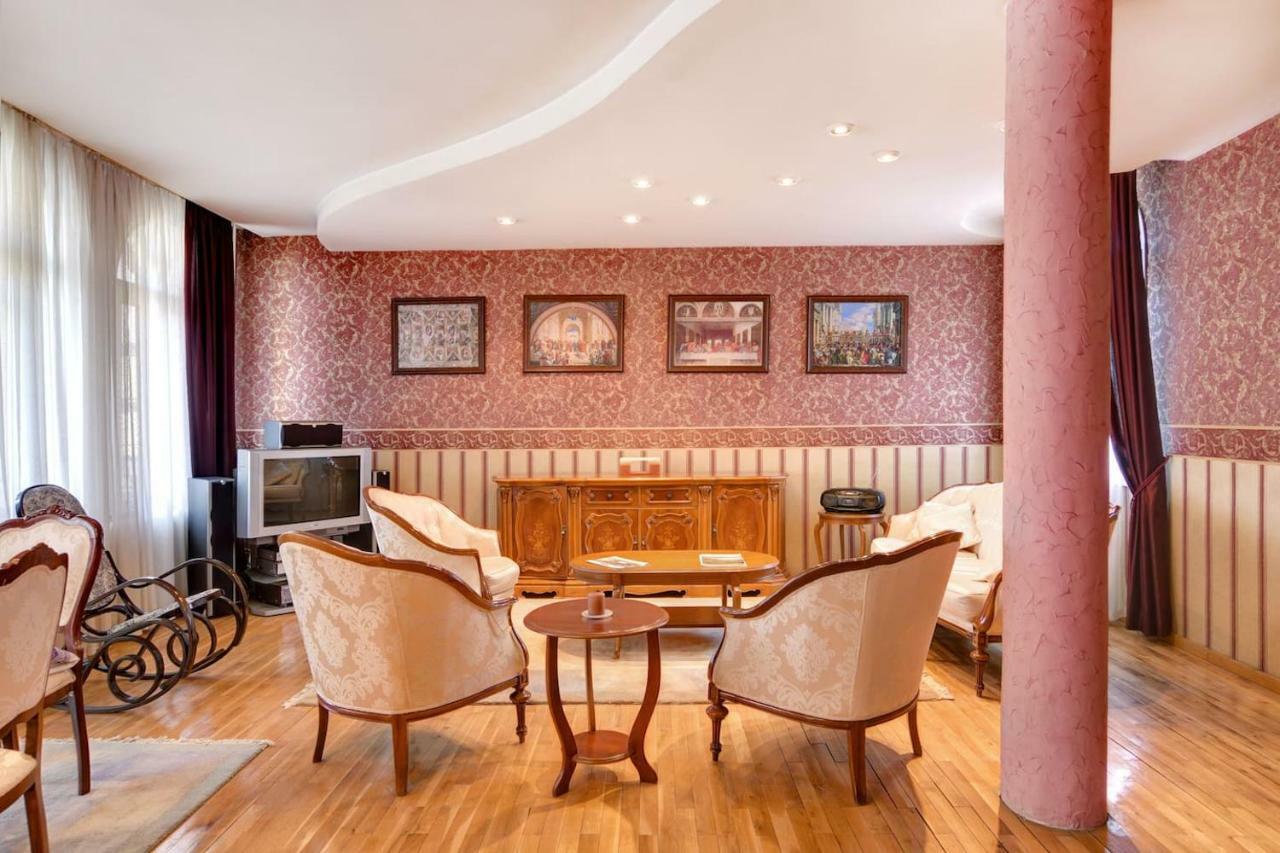 Aristocratic, Elegant, Designer Top Central Apartment Sófia Exterior foto